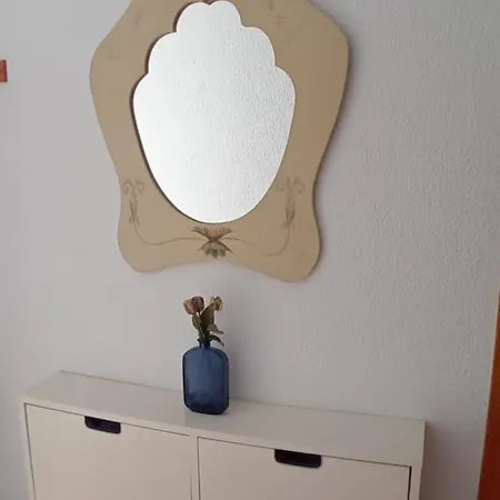 Eki Apartment *